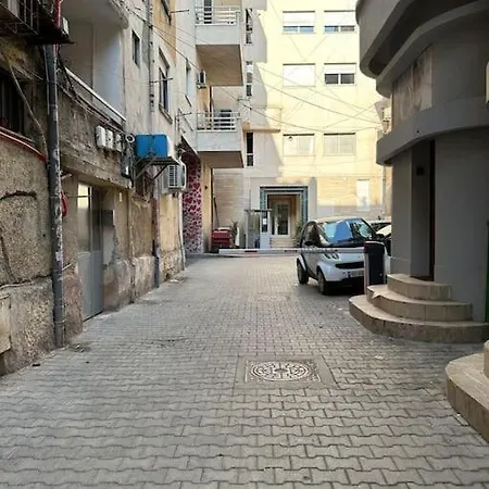 Dan's Bllok Tirana